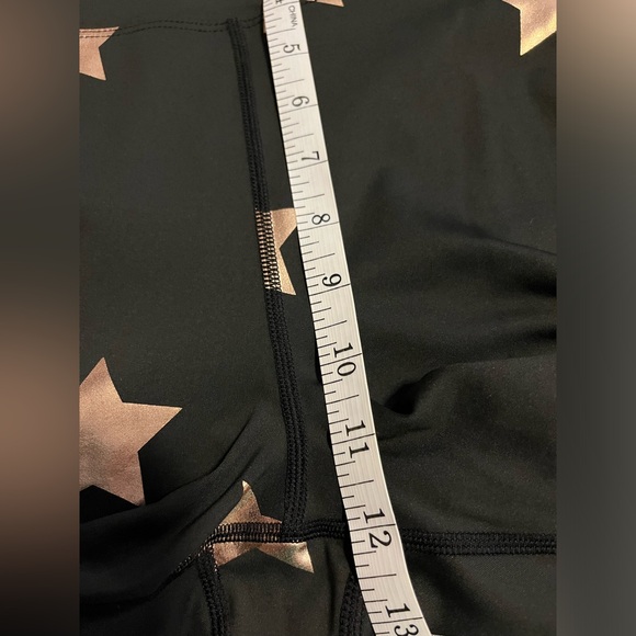 Nanette Lepore Size:L Women Play Compression Leggings Black/ Rose Gold Pocket - Picture 6 of 11